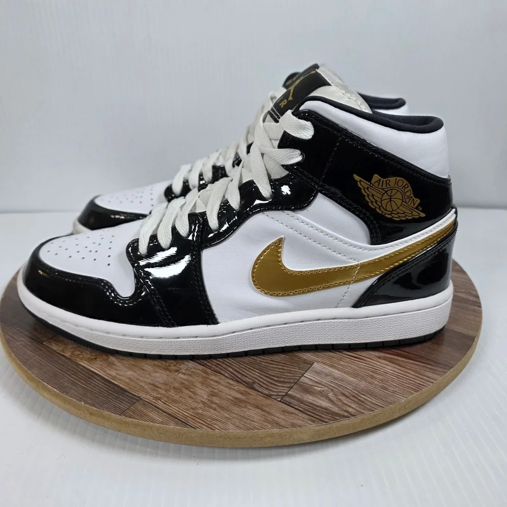 Jordan Air Jordan 1 Mid SE Mens 9.5 White Black Metallic Gold 852542-007